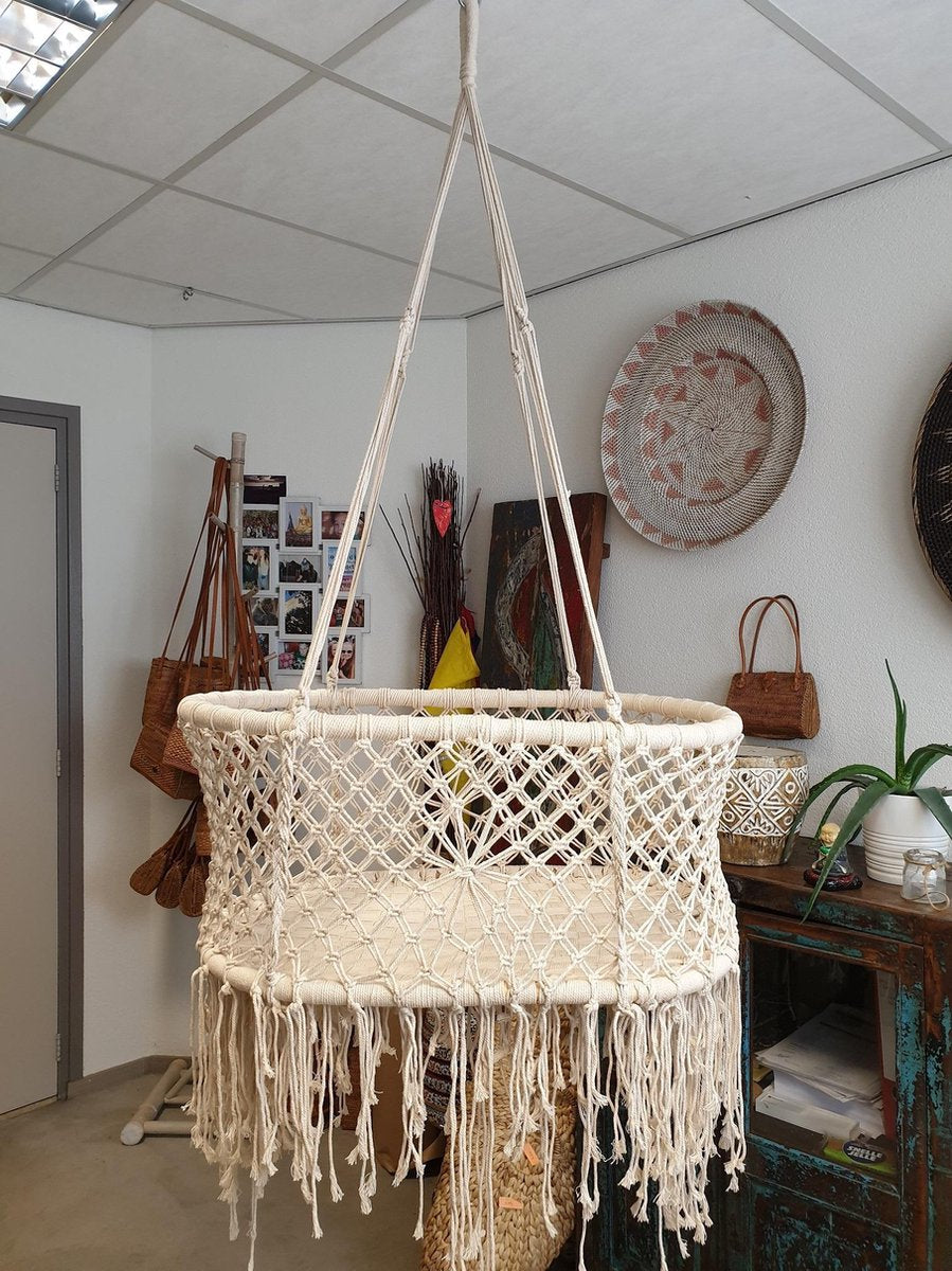 Wieg - hangwieg - macramé - handgeknoopt