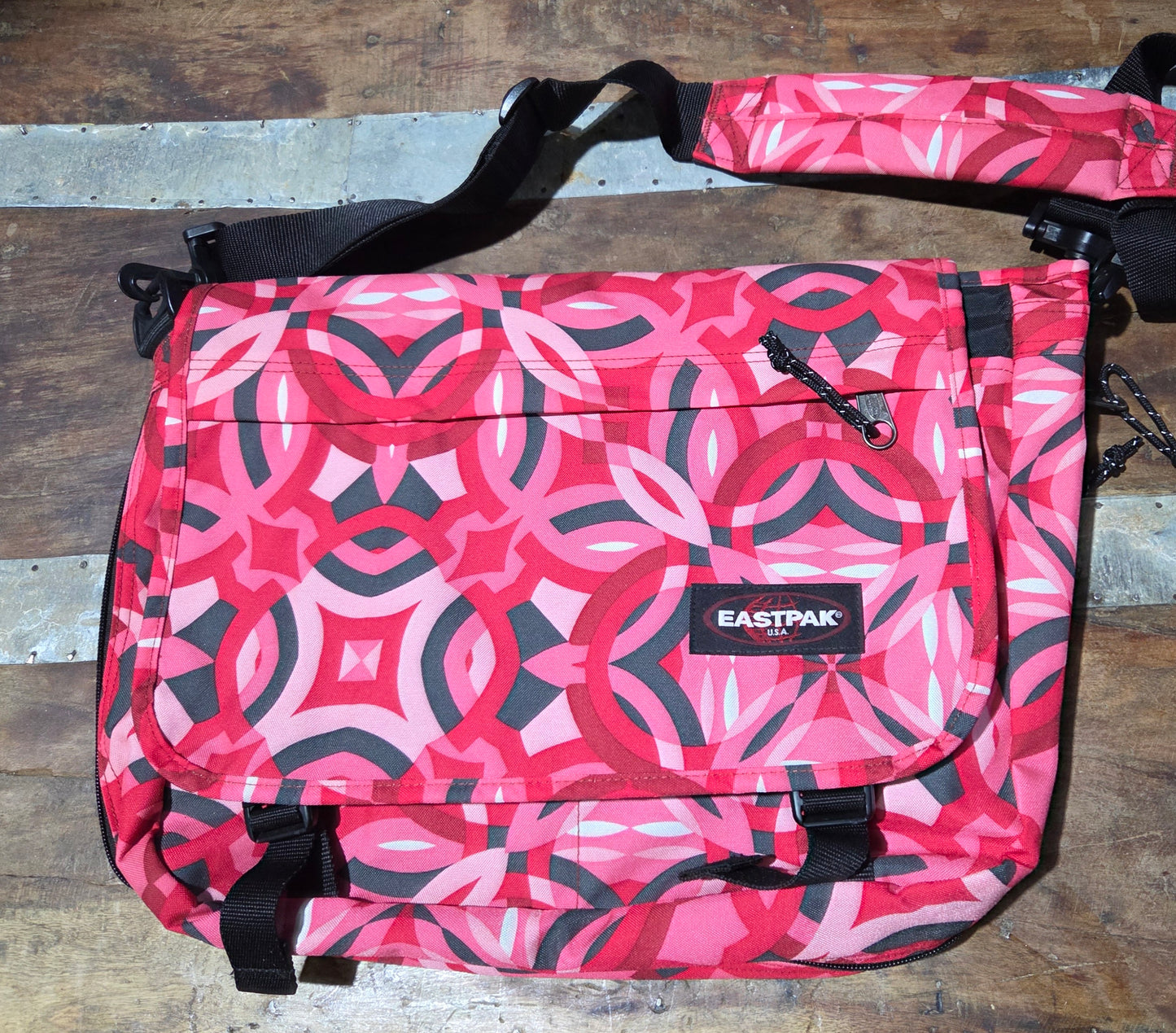 Eastpak DELEGATE Shoudertas