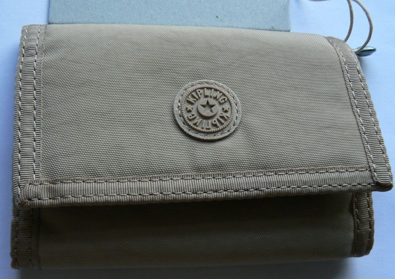 KIPLING Micky Tri Fold Up Wallet Portemonnee in  Beach kleur